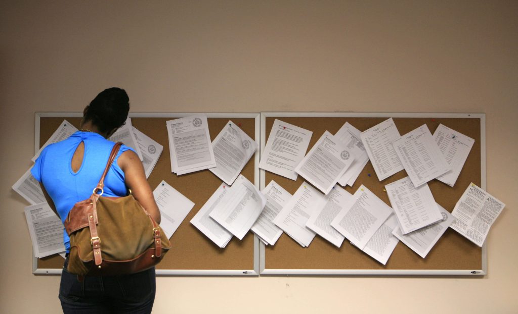 (AP Photo/Mark Lennihan)